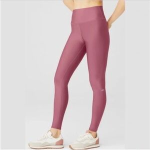 Alo Yoga: 7/8 High-Waist Airlift Legging